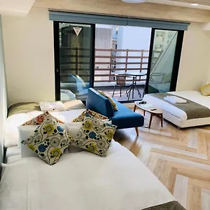 Wellstay Honmachi 아파트